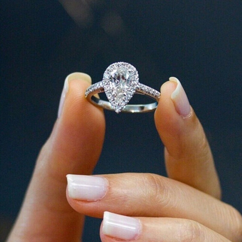 925 Silver Pear Cut White Sapphire Ring - Picture 3 of 3